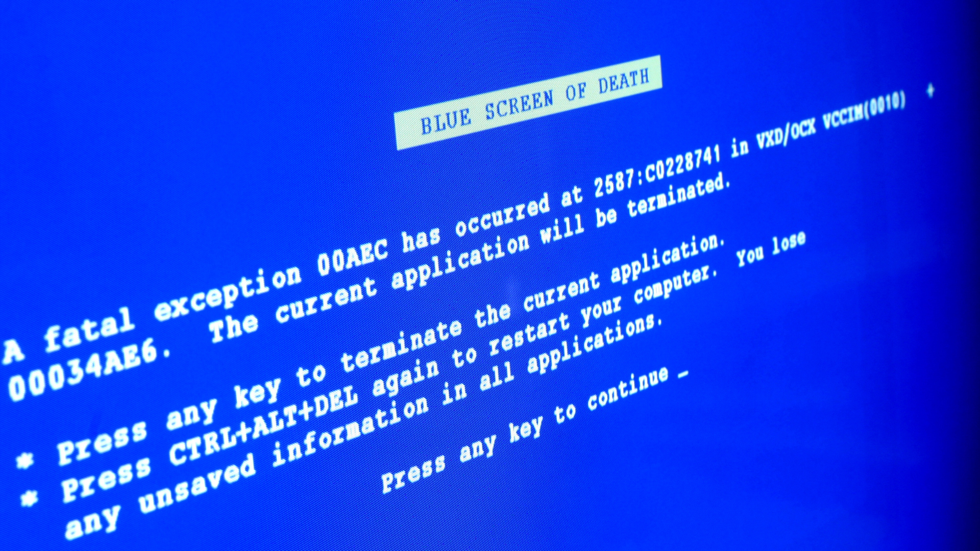 The History Of The Blue Screen Of Death